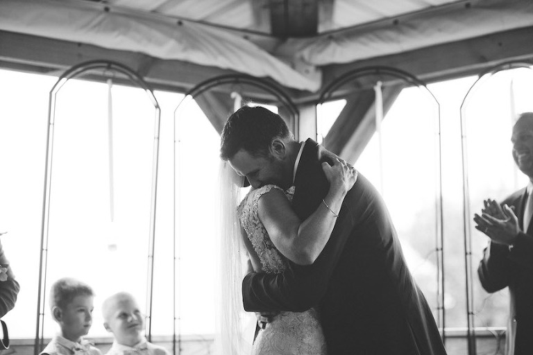 Hotmetalstudio rustic acres wedding photography-713