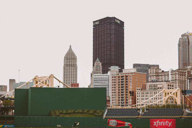 Hotmetalstudio pittsburgh engagement photography-15